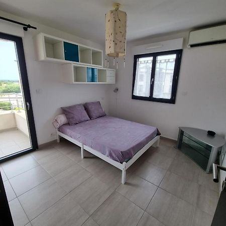 Joli T2 Dans Residence Avec Parking Biguglia  Exterior foto